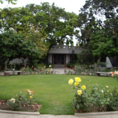 Vatika Homestay Варанасі Екстер'єр фото